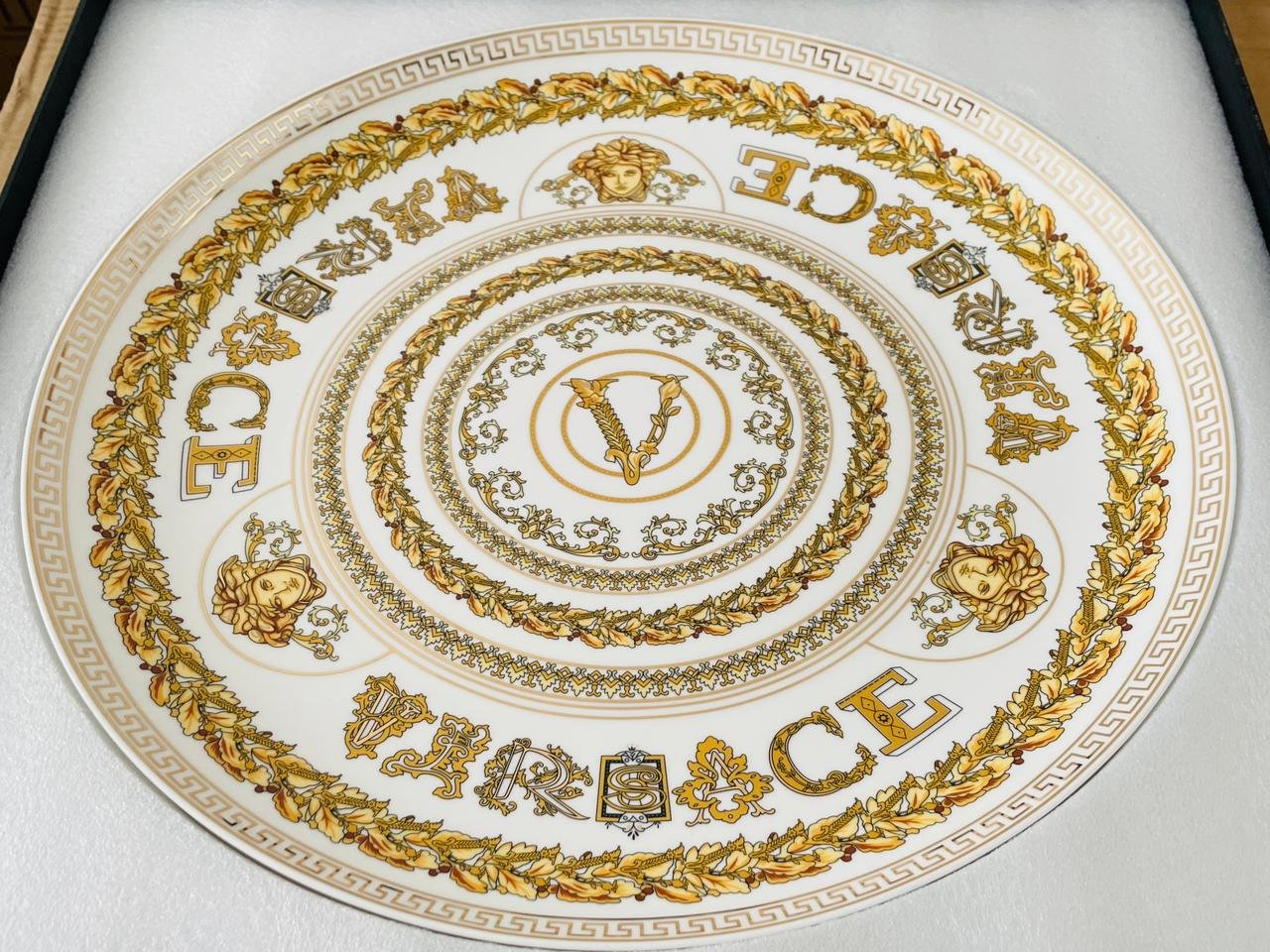 Versace Gala Show plate/serving tray (40cm)  - Image 2 of 5